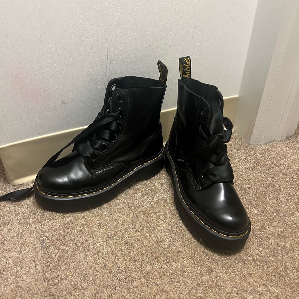 Doc Martens - Molly Ribbon Laces